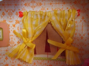 lalaloopsy_DIY_dollhouse (9)