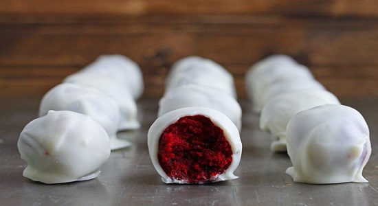 DessertForTwoRedVelvetTruffles1