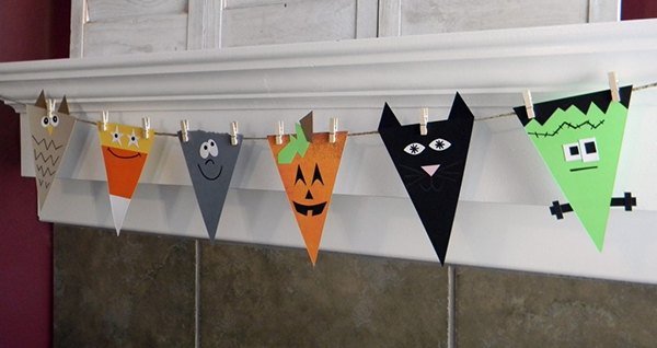 20-Great-DIY-Halloween-Garlands-and-Banners-for-Perfect-Halloween-Home-Decor-11