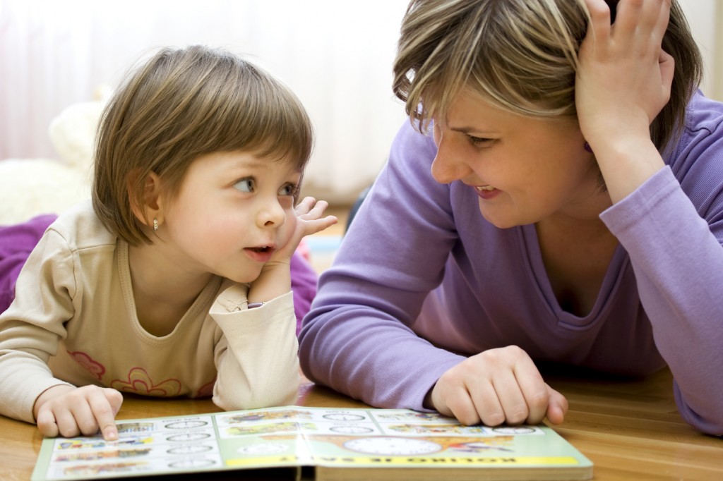 mother-daughter-reading